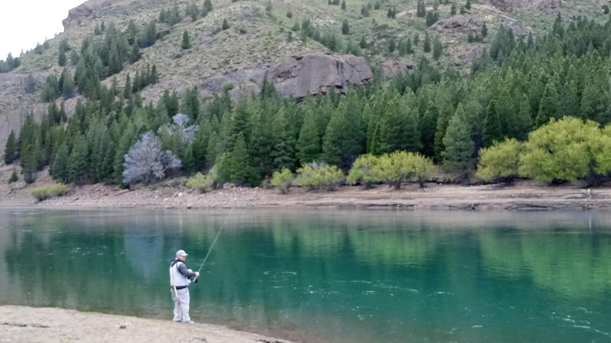 Bardas Del Limay Dormi-Con Hidromasaje - Totalmente Equipado Plottier Εξωτερικό φωτογραφία