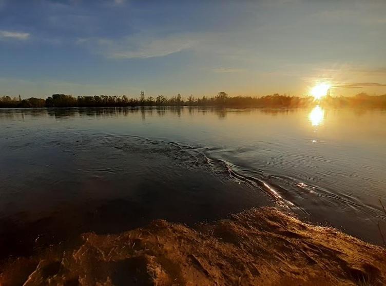 Bardas Del Limay Dormi-Con Hidromasaje - Totalmente Equipado Plottier Εξωτερικό φωτογραφία